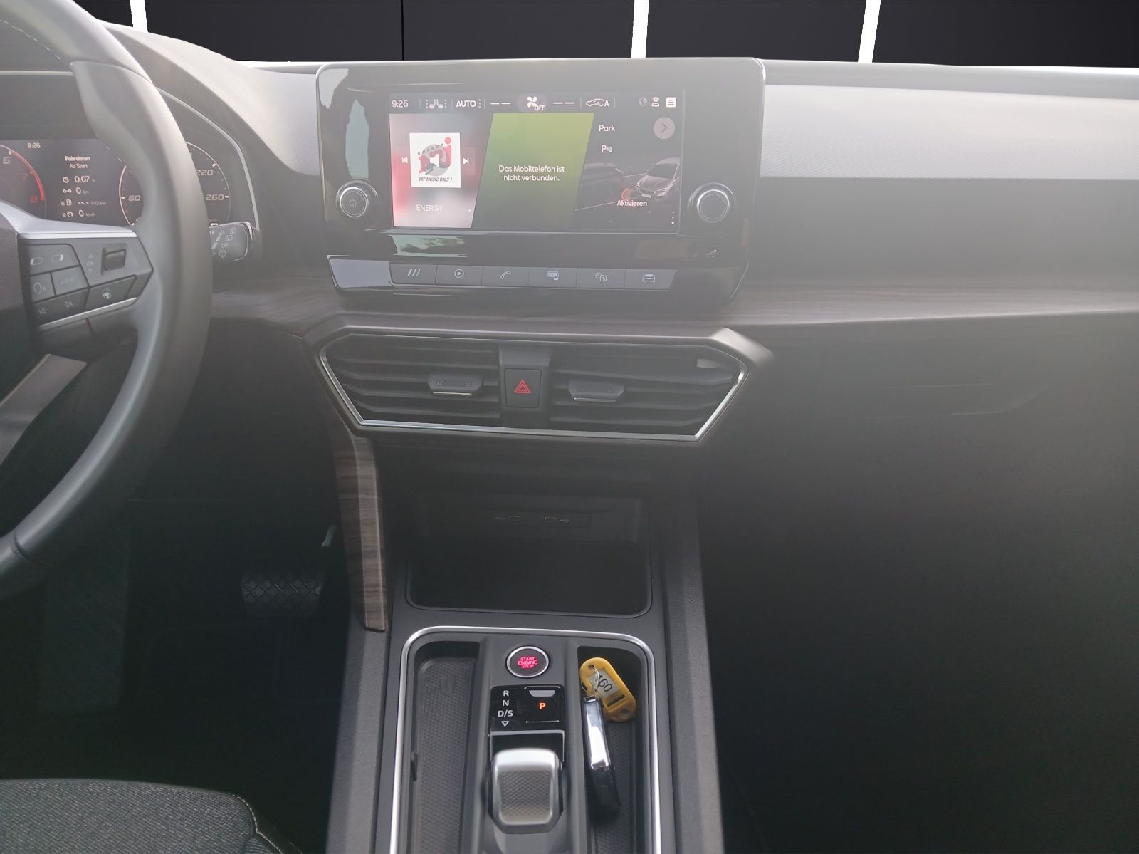 Fahrzeugabbildung SEAT Leon eTSI Xcellence DSG LED GRA RFK SH 18"