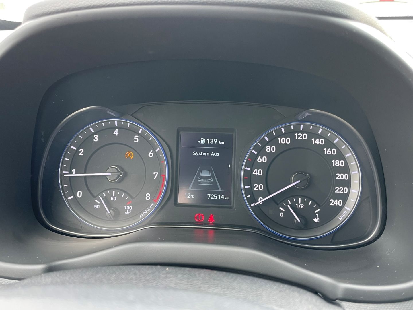 Fahrzeugabbildung Hyundai KONA Trend Klima Kamera Spurhalteass Tempomat