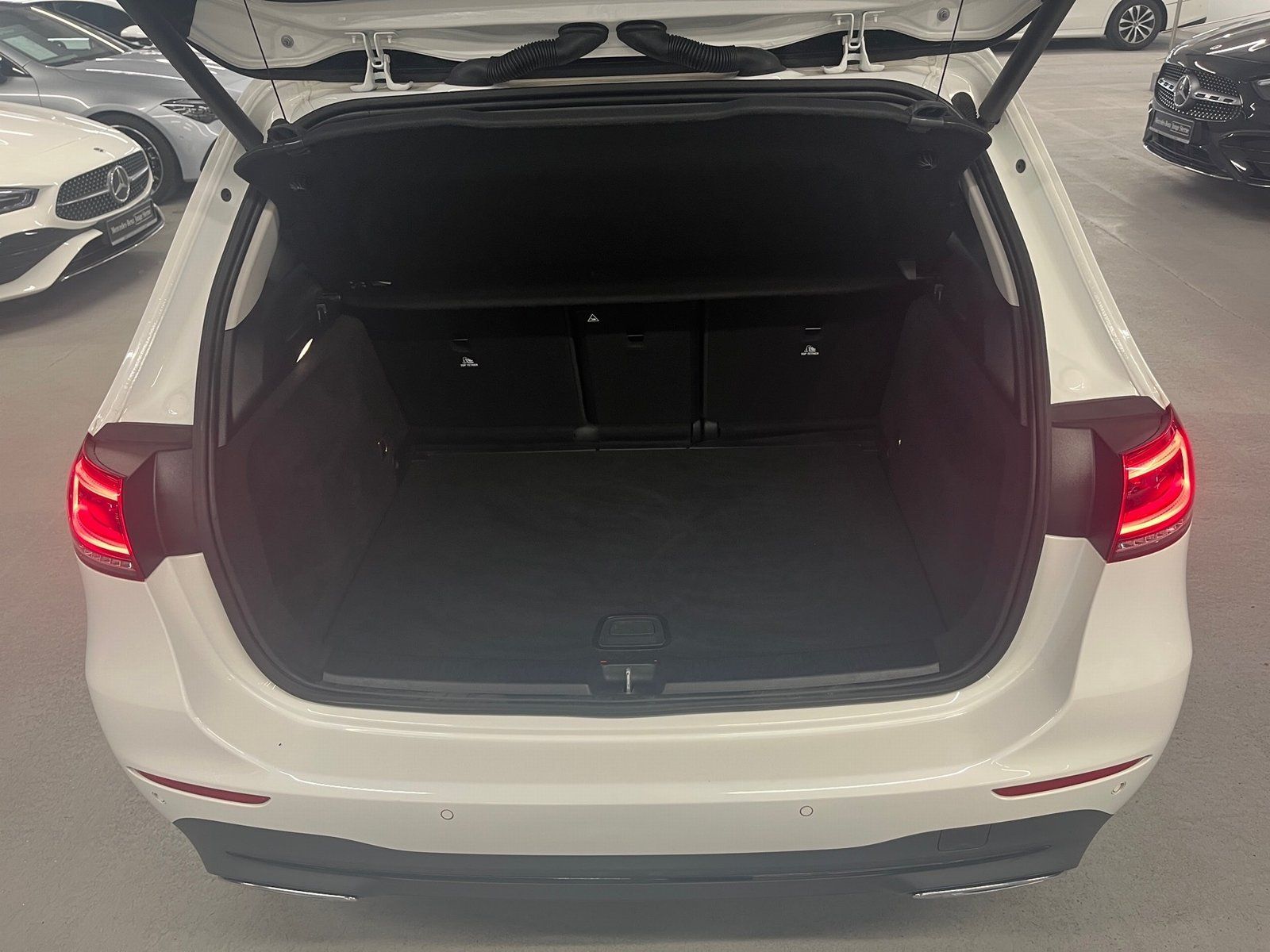 Fahrzeugabbildung Mercedes-Benz B 250 e Progressive*Distro*Memo*Multibeam*Sound*