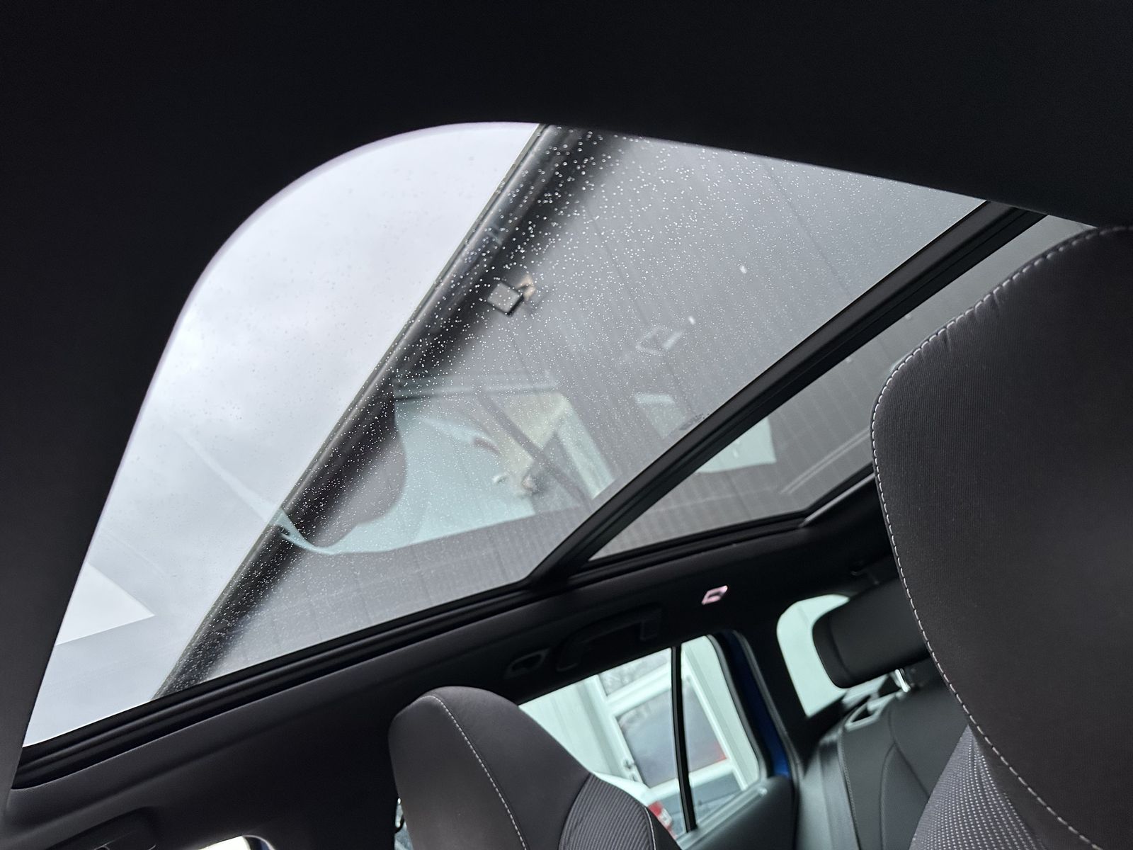 Fahrzeugabbildung SKODA Octavia Combi 4x4 Sportline NAV+LED+PANO+HEAD-UP