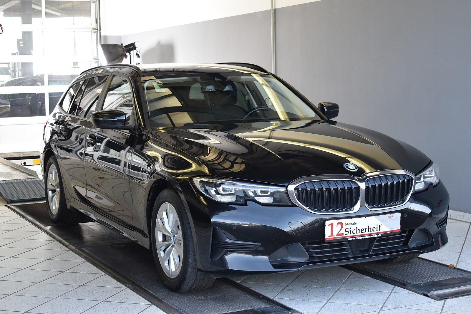 BMW 330e Advantage Steptronic LED*AHK*Digital Tacho