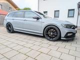 Volkswagen Passat Variant R-Line Edition 1999 von 2000 - : Privatanbieter, Von