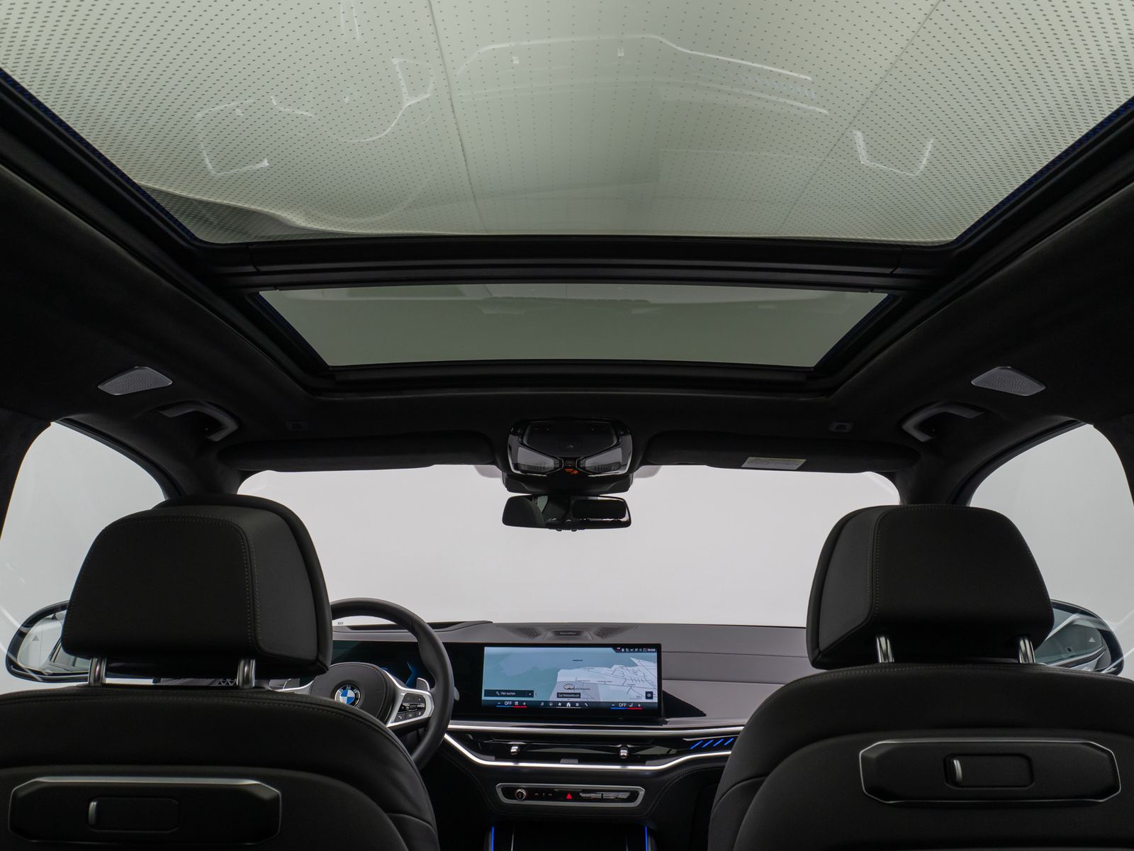 Fahrzeugabbildung BMW X5 M60i Panorama 360° B&W SoftCL Massage 22Zoll