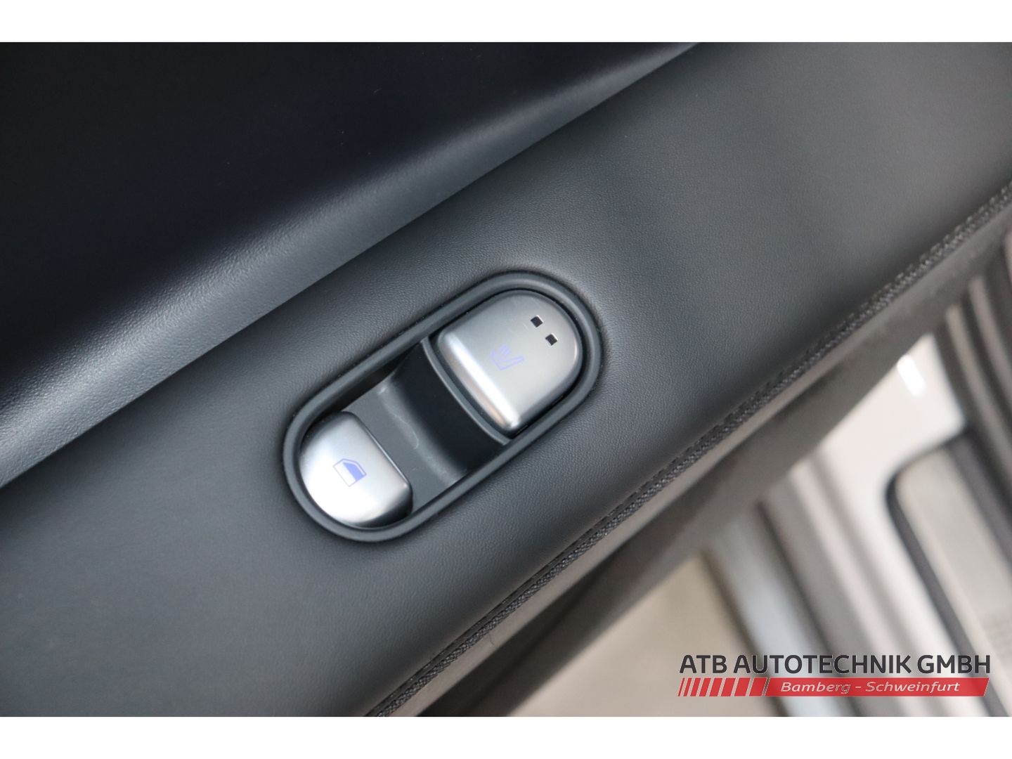 Fahrzeugabbildung Hyundai IONIQ 5 UNIQ 77,4 kWh 2WD 97,7% SOH HUD Navi Sou