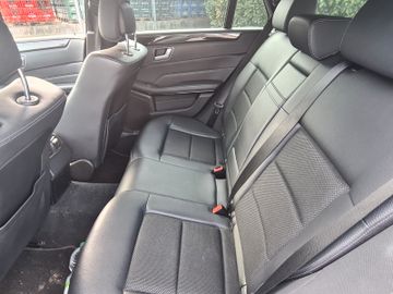 Mercedes E 250 - 9