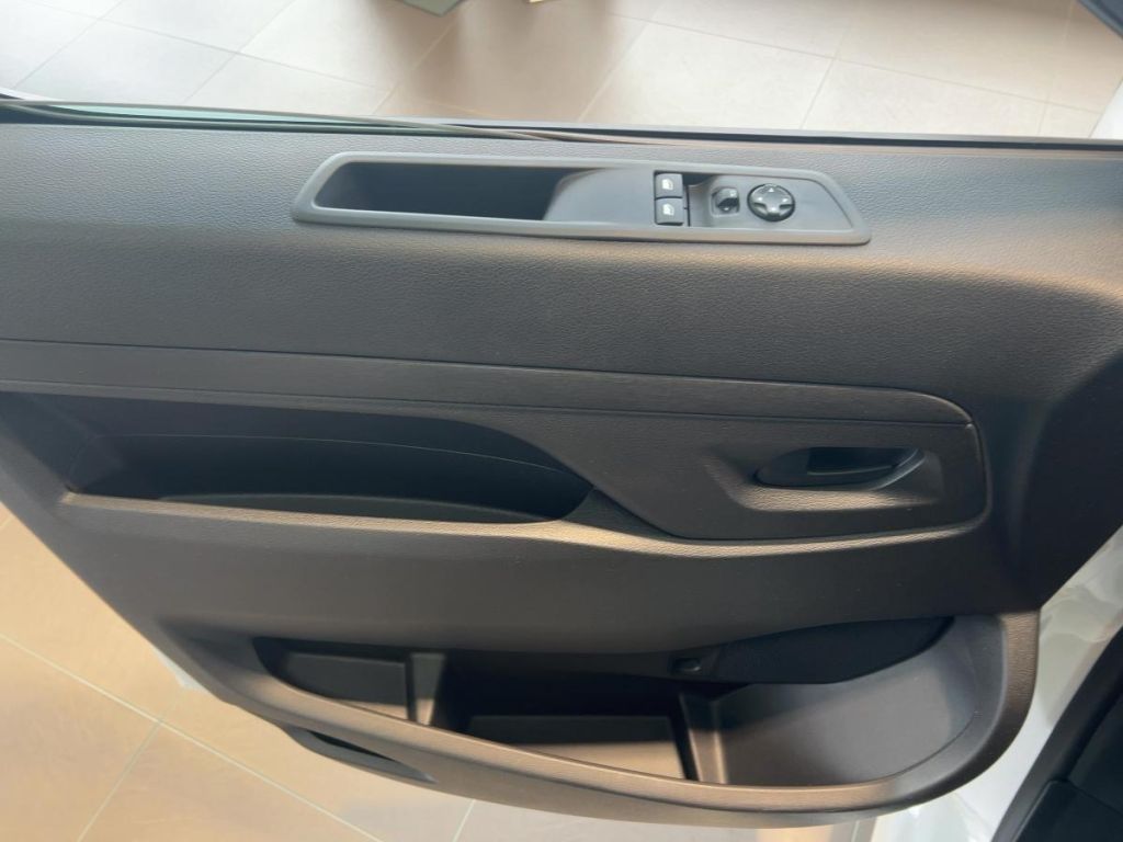 Peugeot Expert - Bild 11