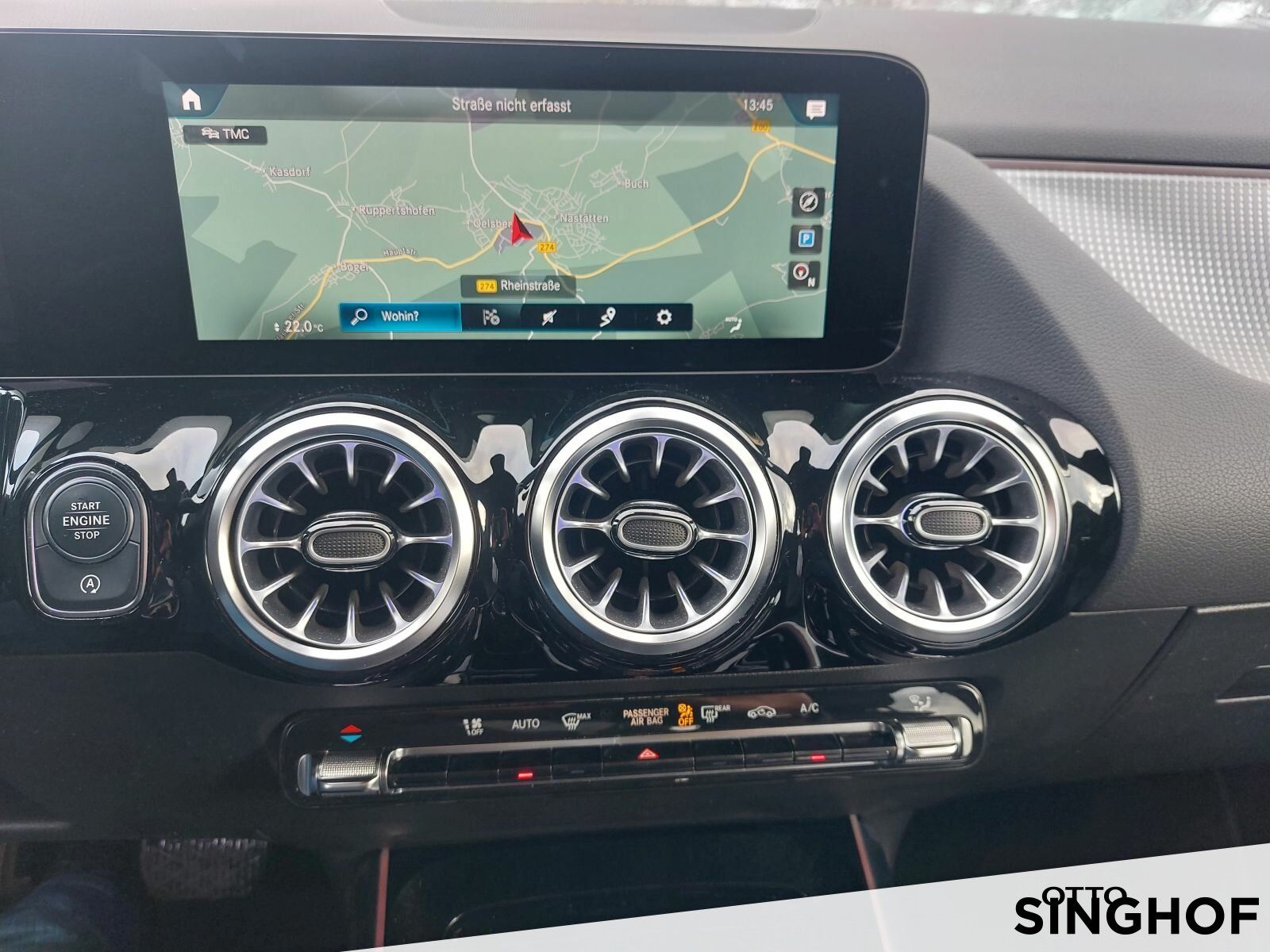 Fahrzeugabbildung Mercedes-Benz GLA 180 Progressive AHK+LED+Rü Kam+MBUX+Ambiente