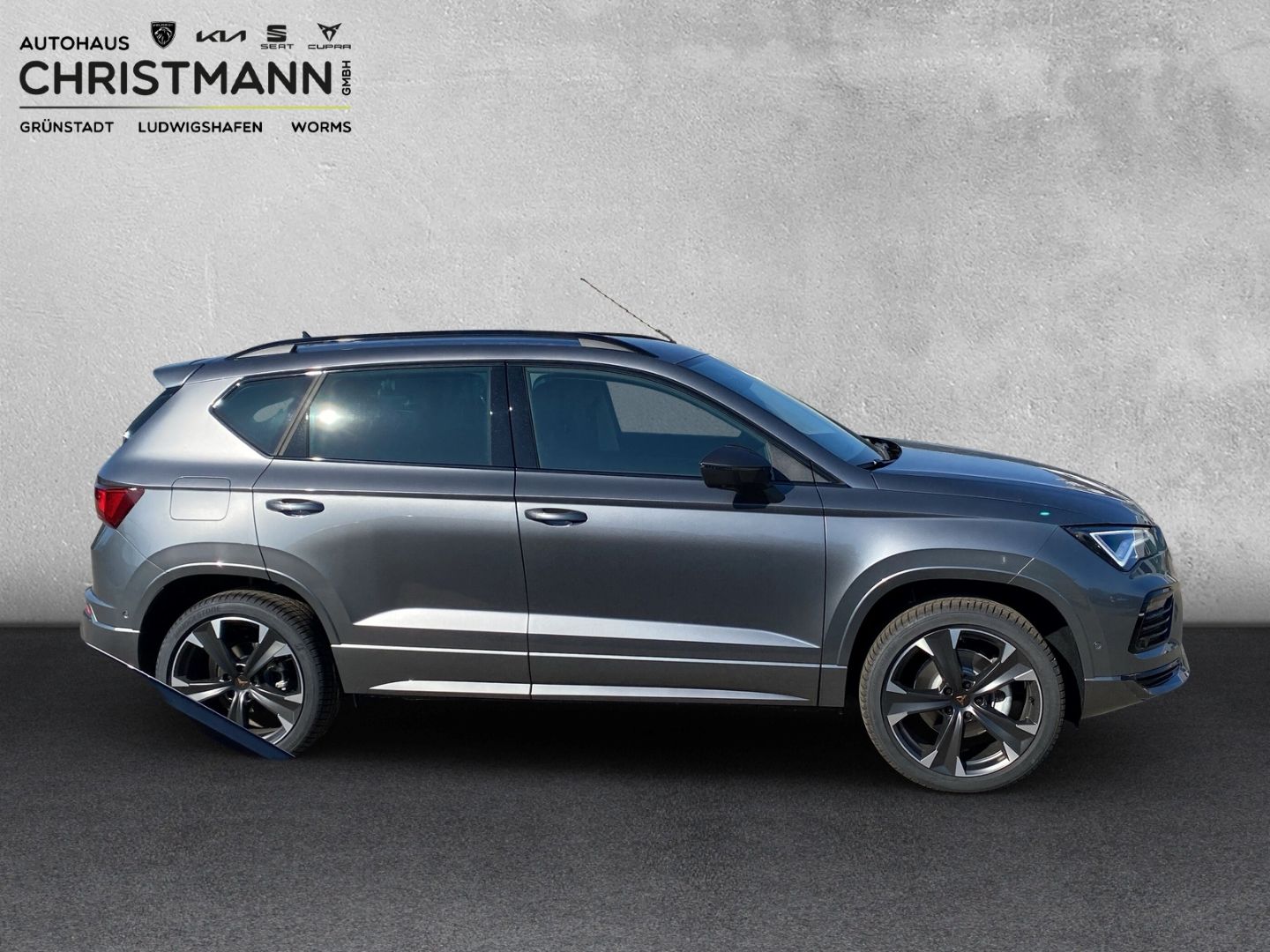 Fahrzeugabbildung CUPRA Ateca Basis 4Drive 2.0 TSI EU6e Navi Digitales C