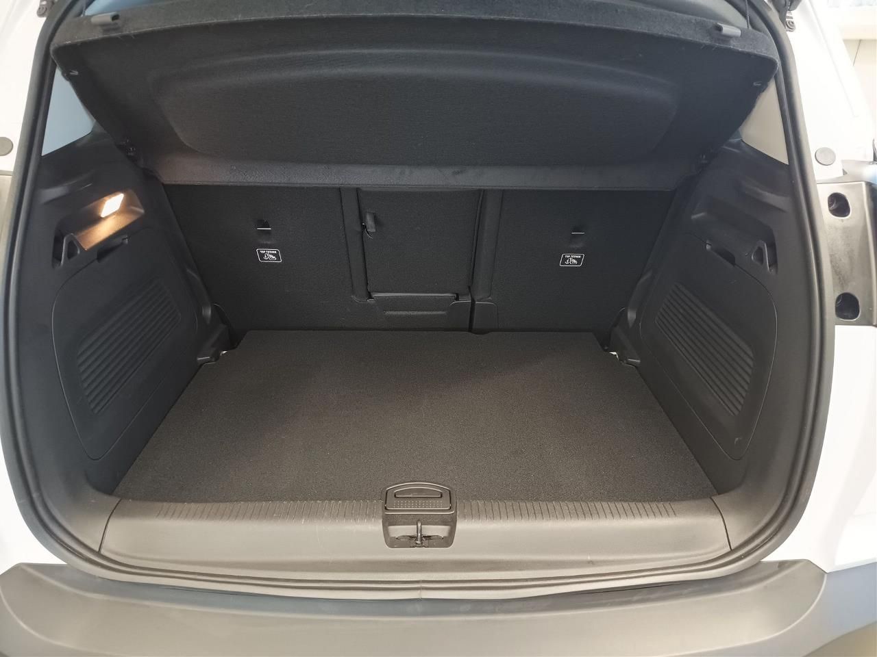 Fahrzeugabbildung Opel Crossland 1.2 Turbo Elegance