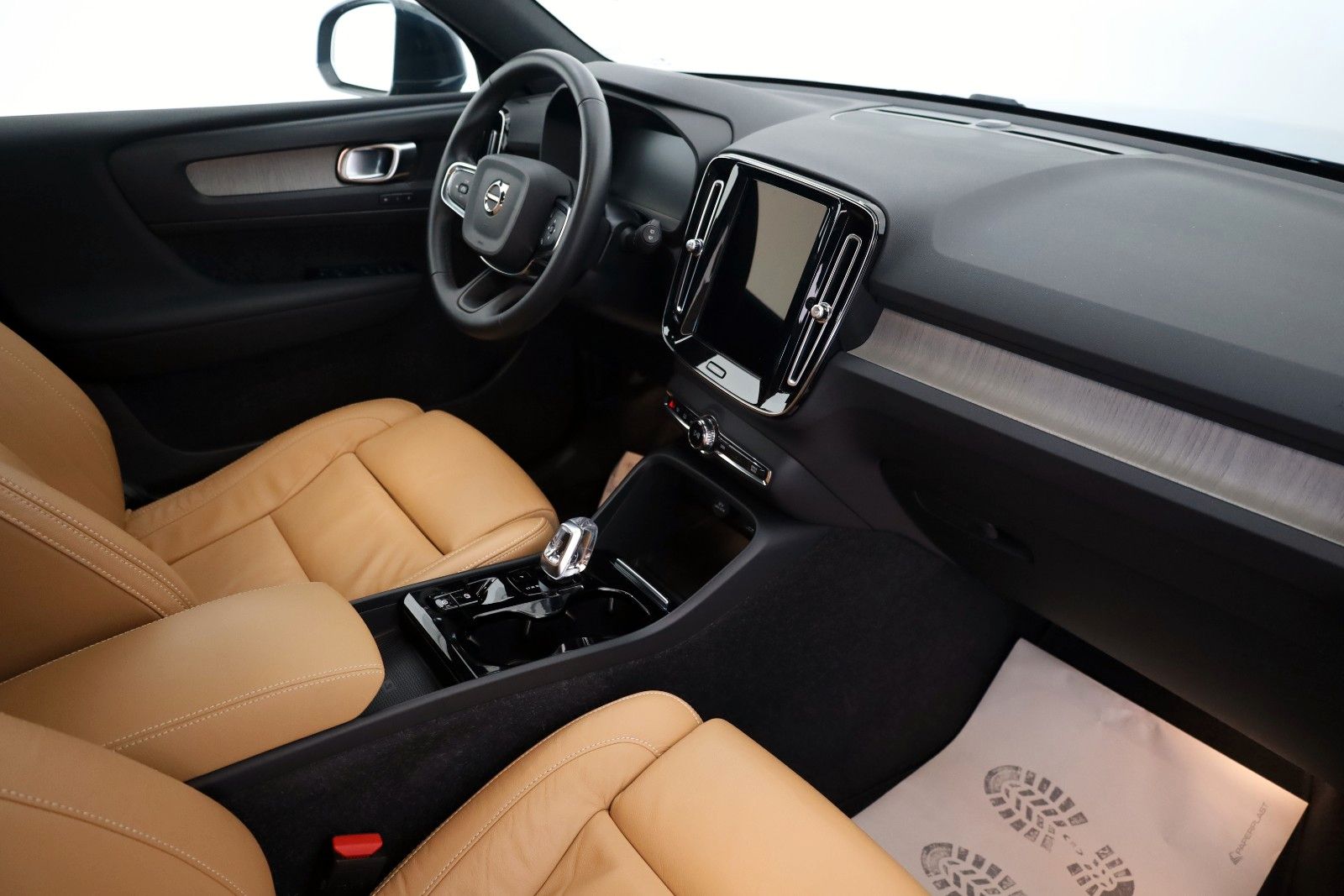 Fahrzeugabbildung Volvo XC40 T4 Inscription,Leder,Navi,LED,Kamera,AHK