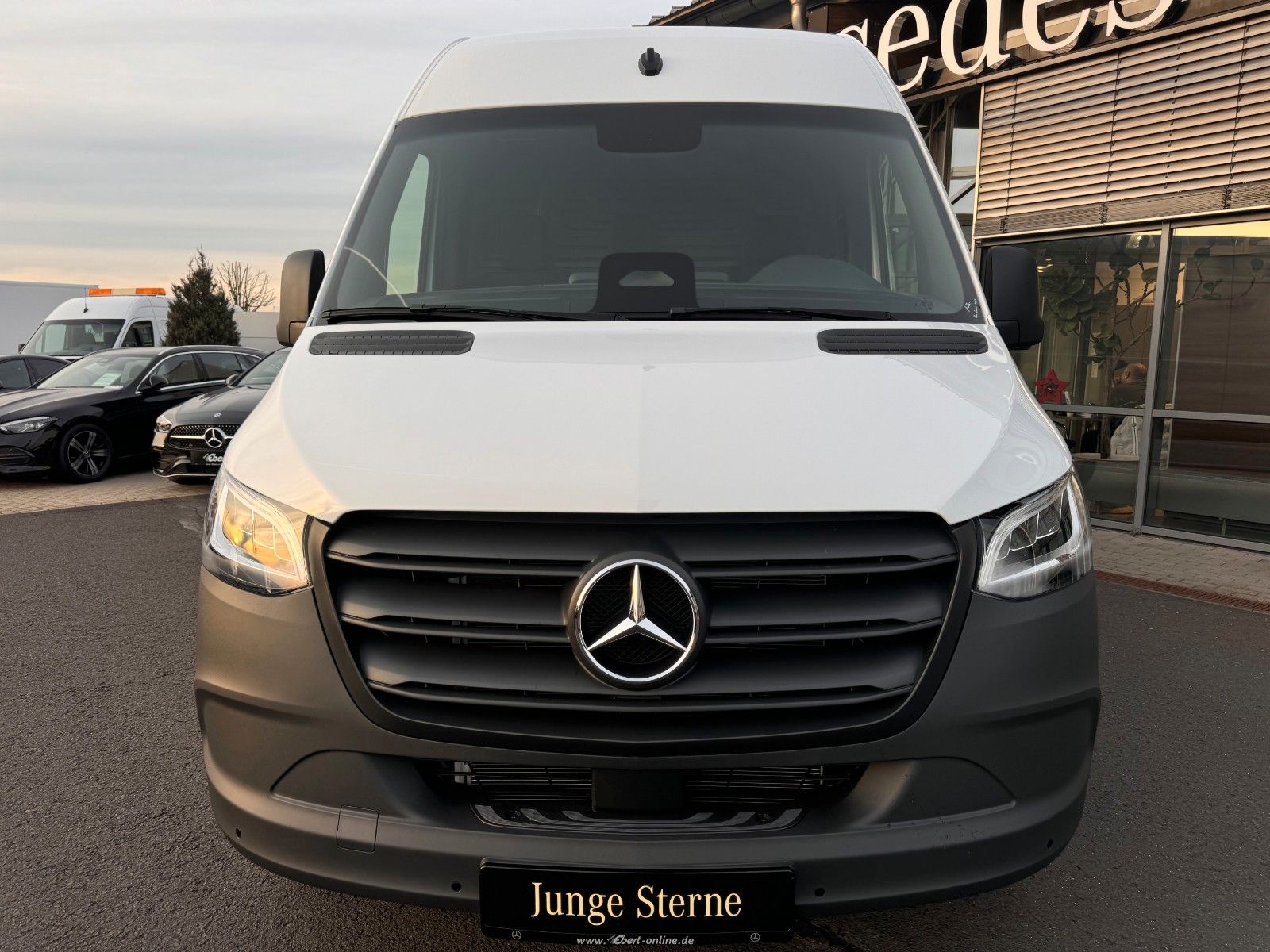 Fahrzeugabbildung Mercedes-Benz Sprinter 319 CDI 4325 Klima Kamera AHK LED