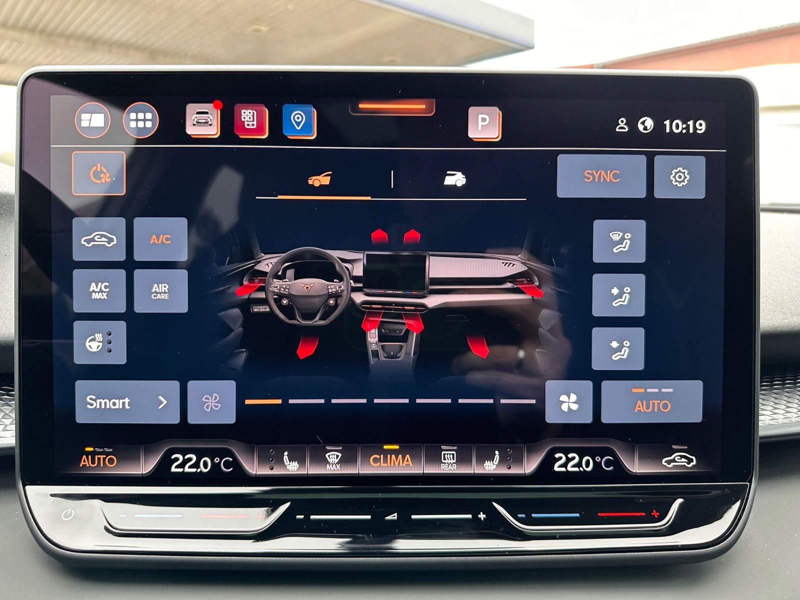 Fahrzeugabbildung CUPRA Terramar 1.5 eTSI DSG Matrix/Pano/AHK/ACC/360°