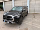 Toyota Hilux Executive - schwarze Toyota Hilux