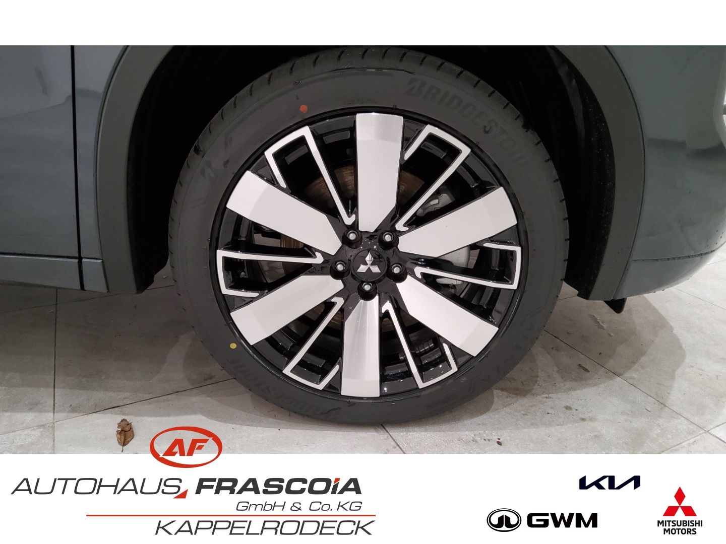 Mitsubishi Plug-in Hybrid Outlander - Bild 14