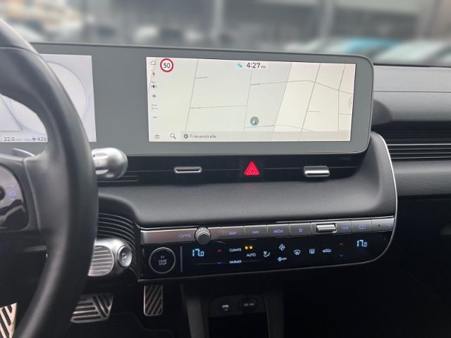 Fahrzeugabbildung Hyundai IONIQ 5 Uniq Elektro Rrelax-Paket+20 Zoll Alufel