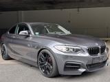 BMW 220i LEDER PDC TEMP AUT XEN NAV STARTSTOP - Cars in München: Sportwagen