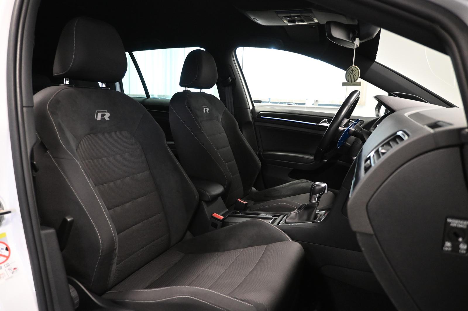 Volkswagen Golf 7 R 4M *MATRIX*DYNAUDIO*DCC*VIRTUAL*ACC*SHZ