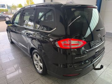 Ford Galaxy - 9