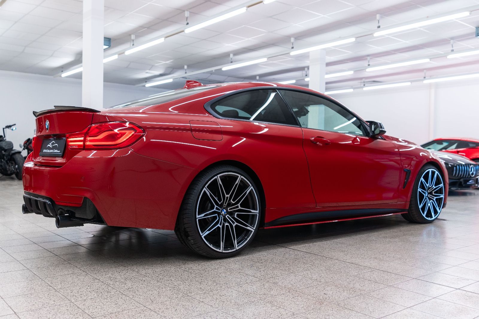 Fahrzeugabbildung BMW 430i Coupé M-Paket  LED NAV PDC KAM HIFI
