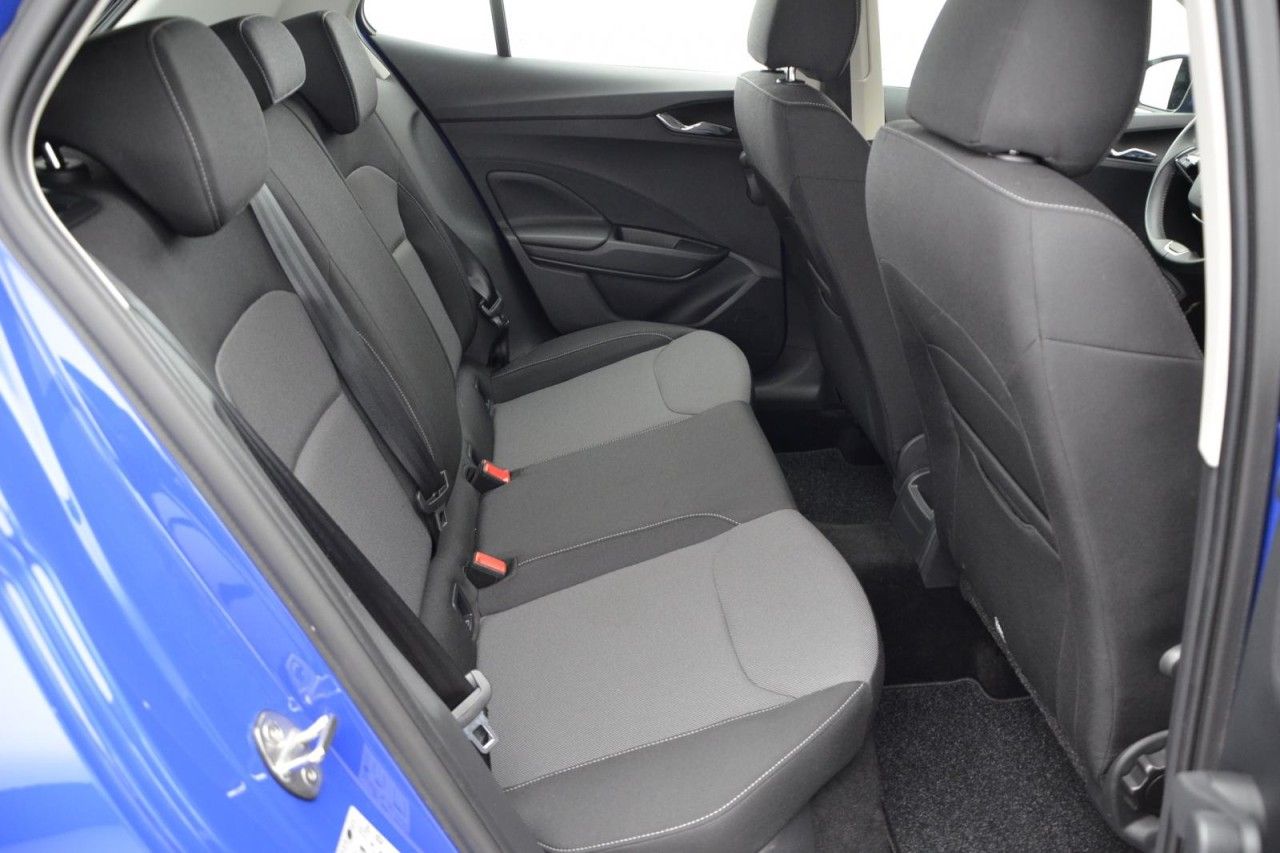 Fahrzeugabbildung SKODA Fabia Ambition 1.0l TSI 81kW 6-Gang LED Navi