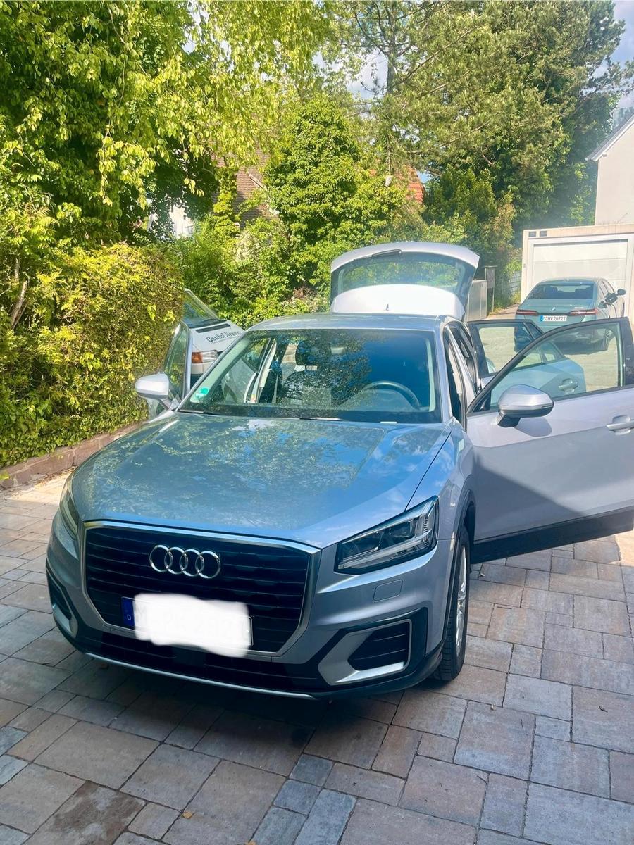 Audi Q2 30 TFSI design, миниатюра 2