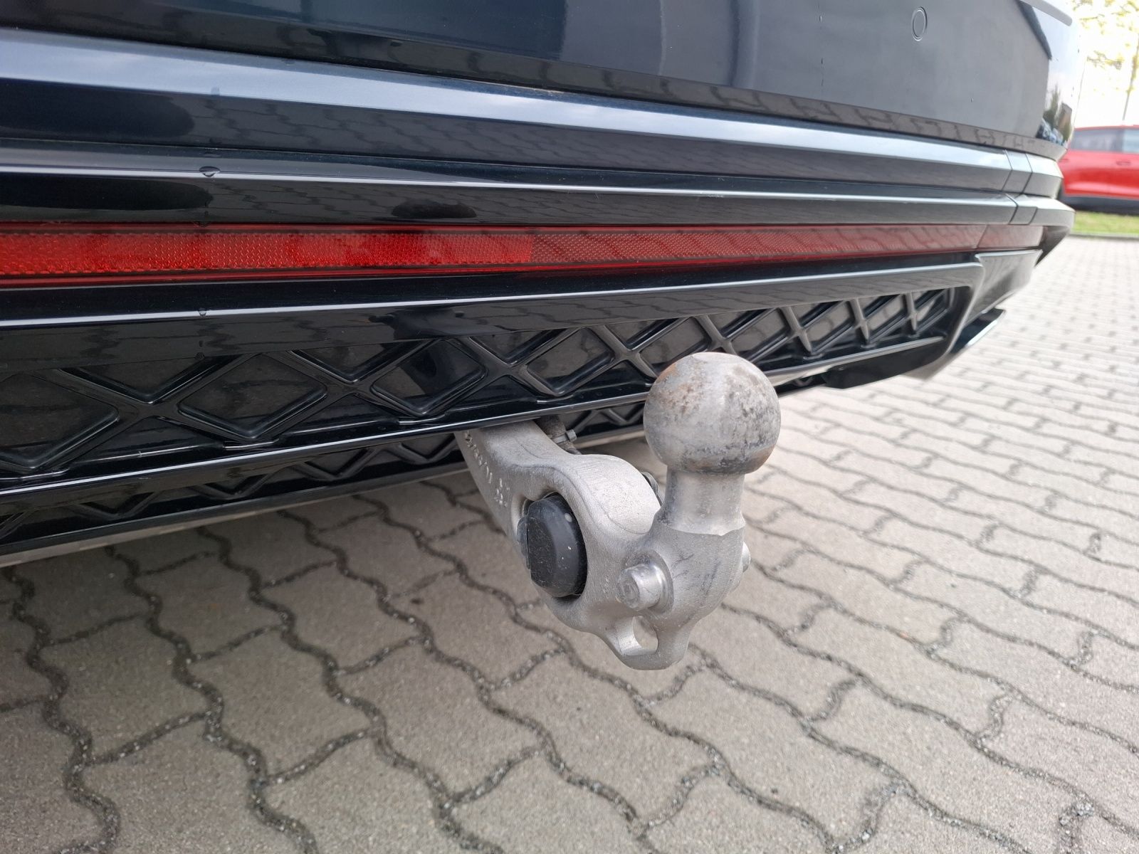 Fahrzeugabbildung Volkswagen Touareg R-Line TDI 4M IQ.Light ACC AHK STH PANO