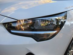Fahrzeugabbildung Opel Corsa F Edition SHZ+LRH PPS Allwetter Temp RS