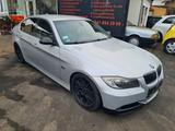 BMW 325 i-160KW/EURO4/SPORT/LEDER/AUTOMATIK- - BMW 325 in Kassel