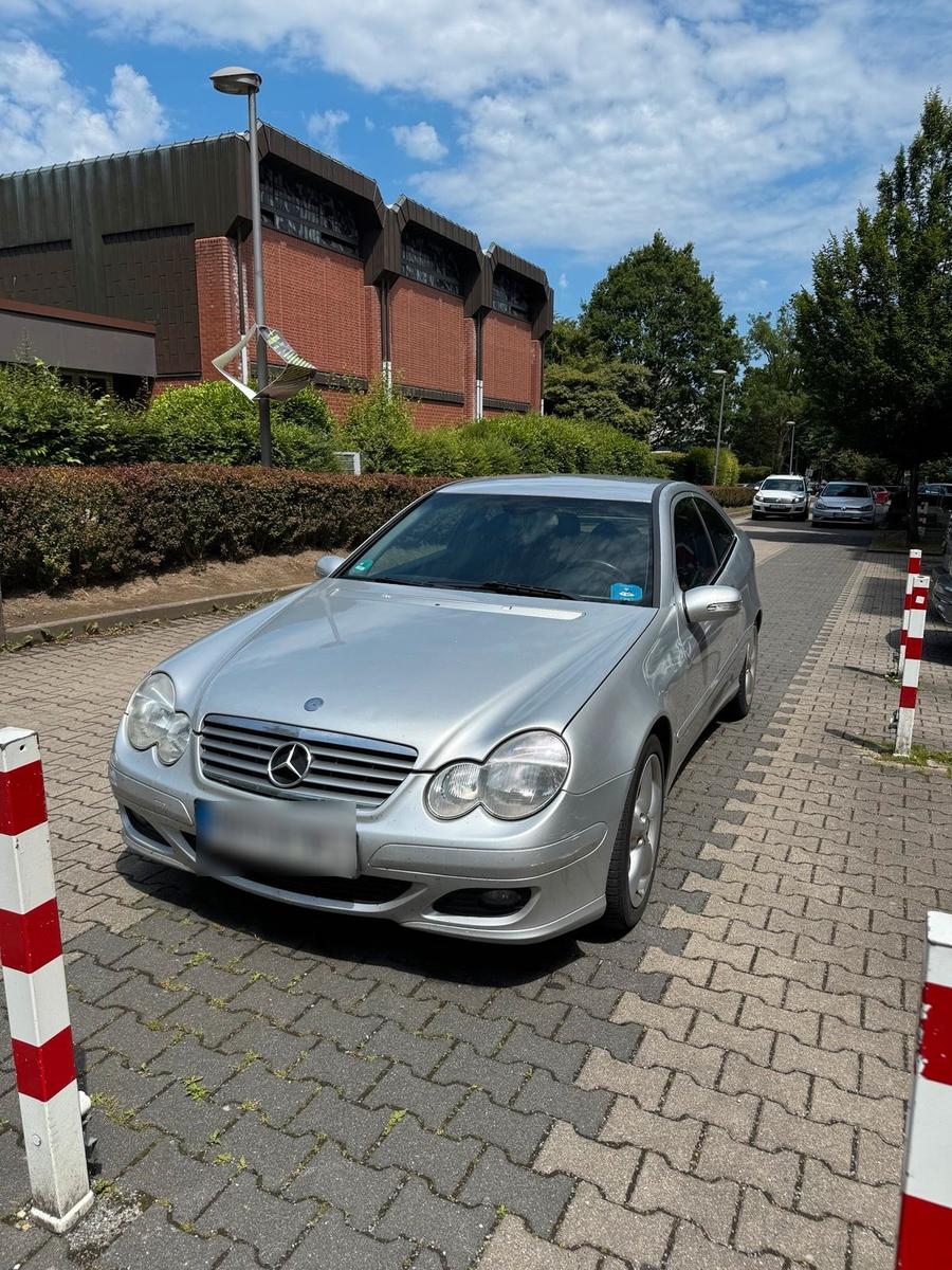 Mercedes-Benz C 180