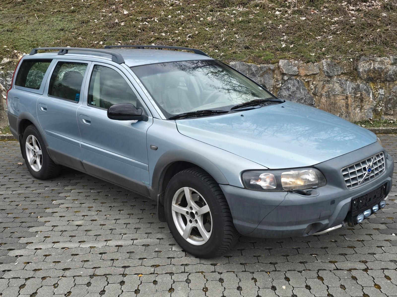 Volvo XC70 2.4T AWD SCHWEDISCHE ZULASSUNG