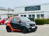 Smart ForTwo LED NAVI Leder Panorama Sitzheizung TOP! - Smart ForTwo Gebrauchtwagen in Freiburg