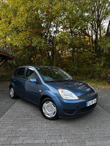 Ford Fiesta 2.Hand (Neu tüv) mit klima