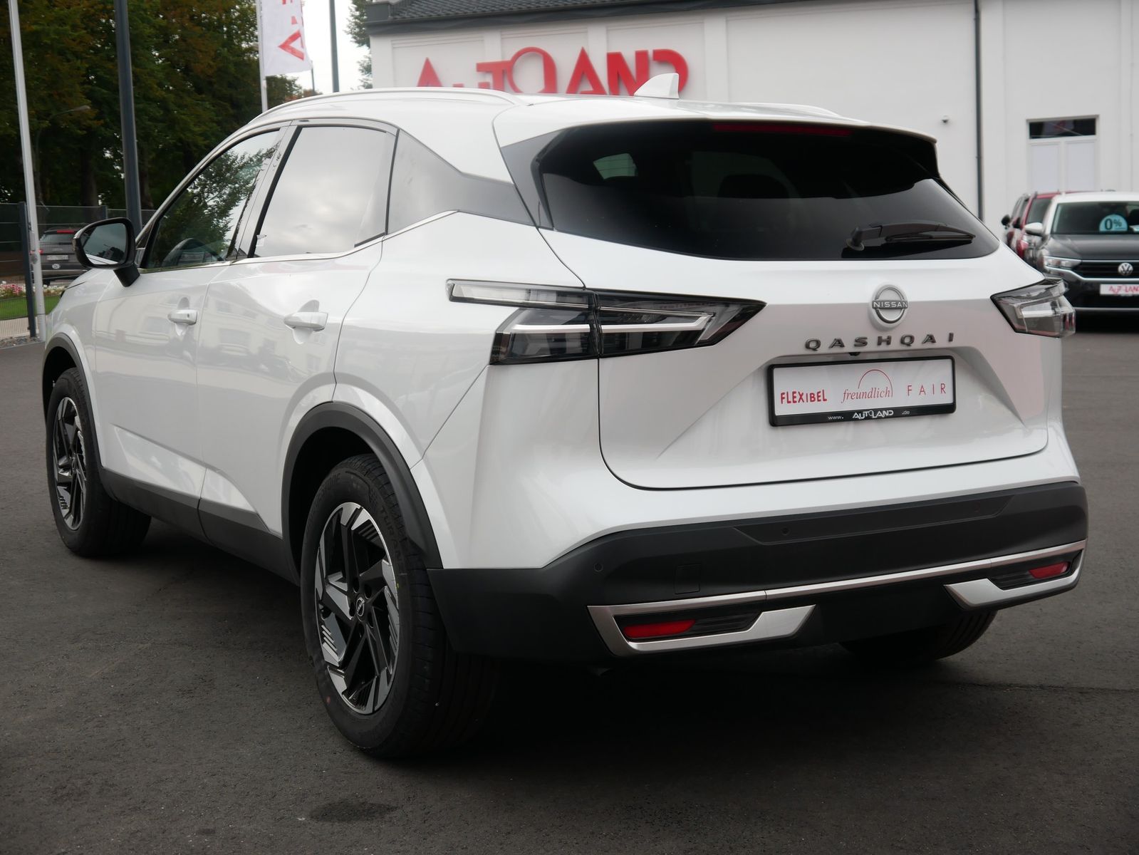 Nissan Qashqai N-Connecta 1.3 Dig-T Aut. LED ACC Pano imagem 3