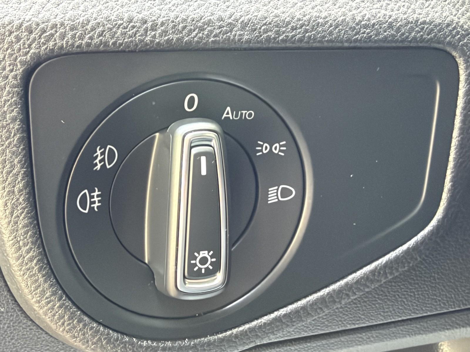 Volkswagen Golf VII Highline Automatik*1.Hand*LED, миниатюра 16