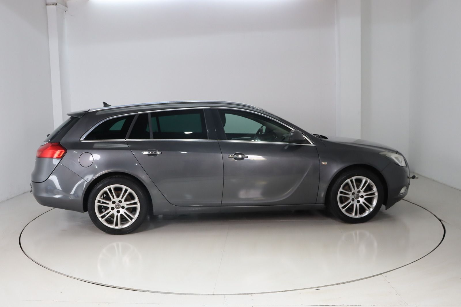 Fahrzeugabbildung Opel Insignia Sports Tourer 2.0 CDTI ecoFLEX Cosmo