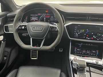 2024 AUDI RS6 — фото 8