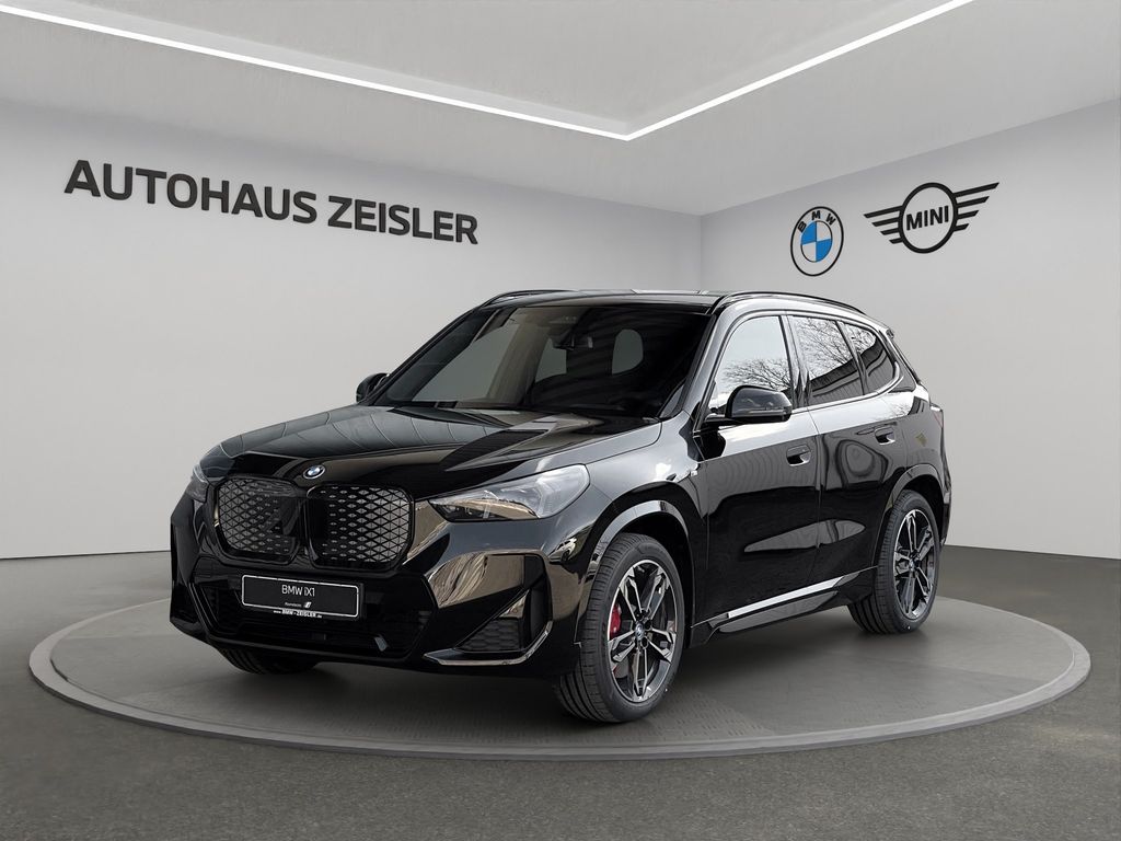 BMW iX1