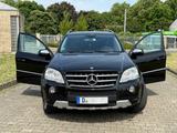 Mercedes-Benz ML 63 AMG 4MATIC AMG - "Einer der letzten Sauger - Mercedes-Benz ML 63 AMG in Düsseldorf