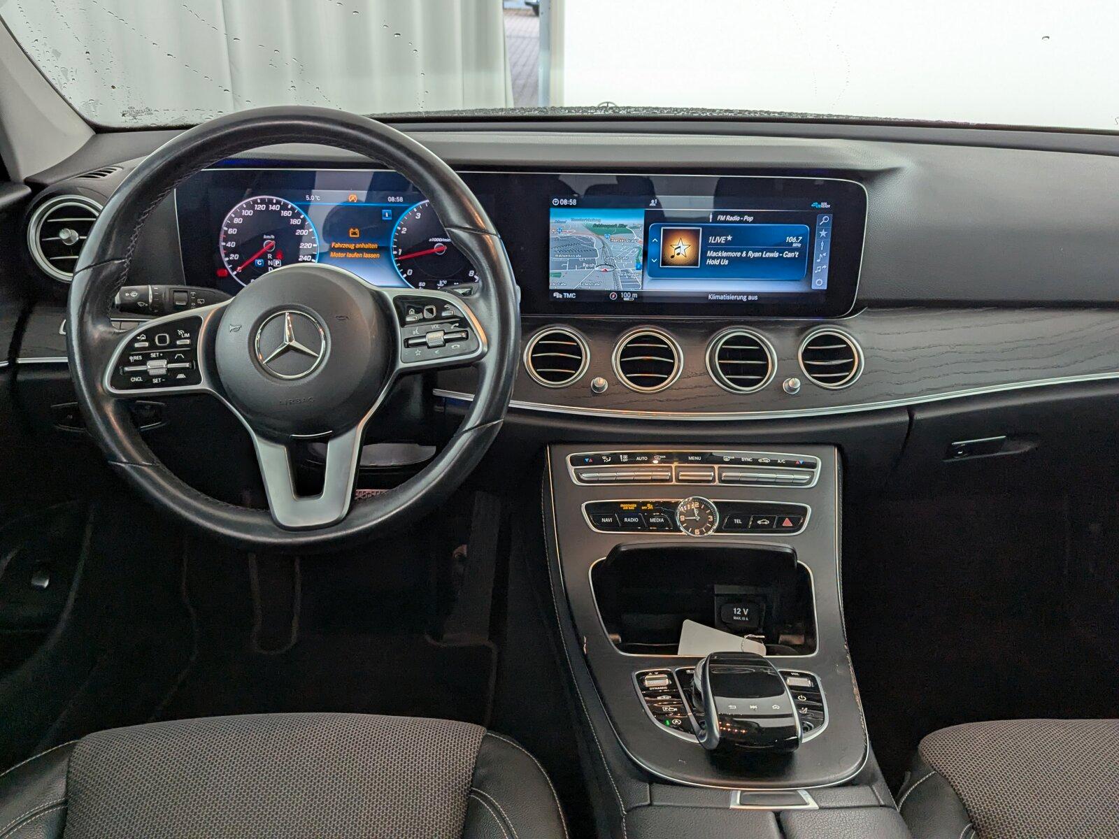 Mercedes-Benz E 200 T Exclusive 4Matic LED+NAVI+ACC+eSitz.
