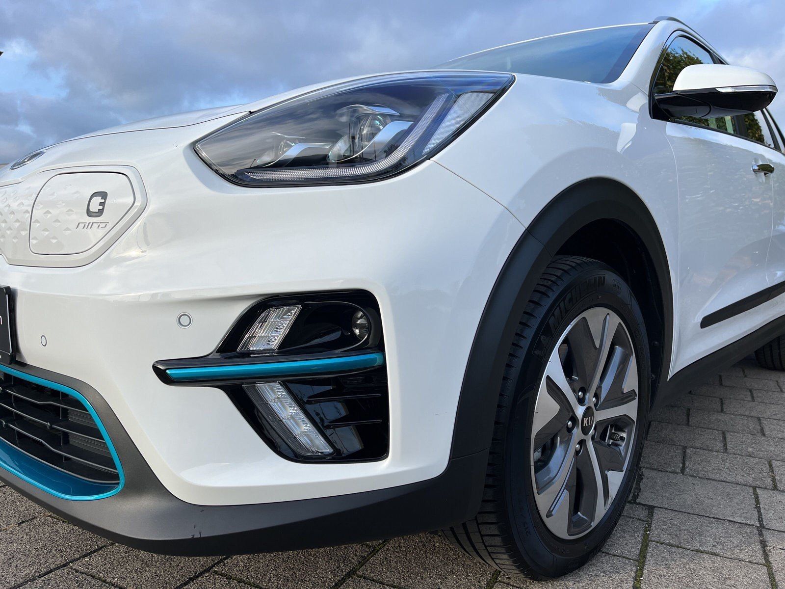 Fahrzeugabbildung Kia e-Niro Spirit