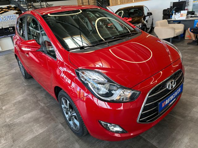 Hyundai ix20*TÜVSERVICE:NEU*SitzLenkradHZ*NAV*TEMPO*PD