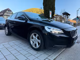 Volvo V40 Inscription*Vollleder, Nav, Kam, LED & Pano* - Volvo V40 mit Diesel-Antrieb: Limousine