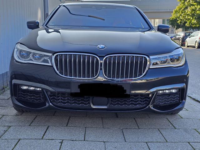 BMW 750 Baureihe 7 Lim 750 i xDrive *M SPORTPAKET*