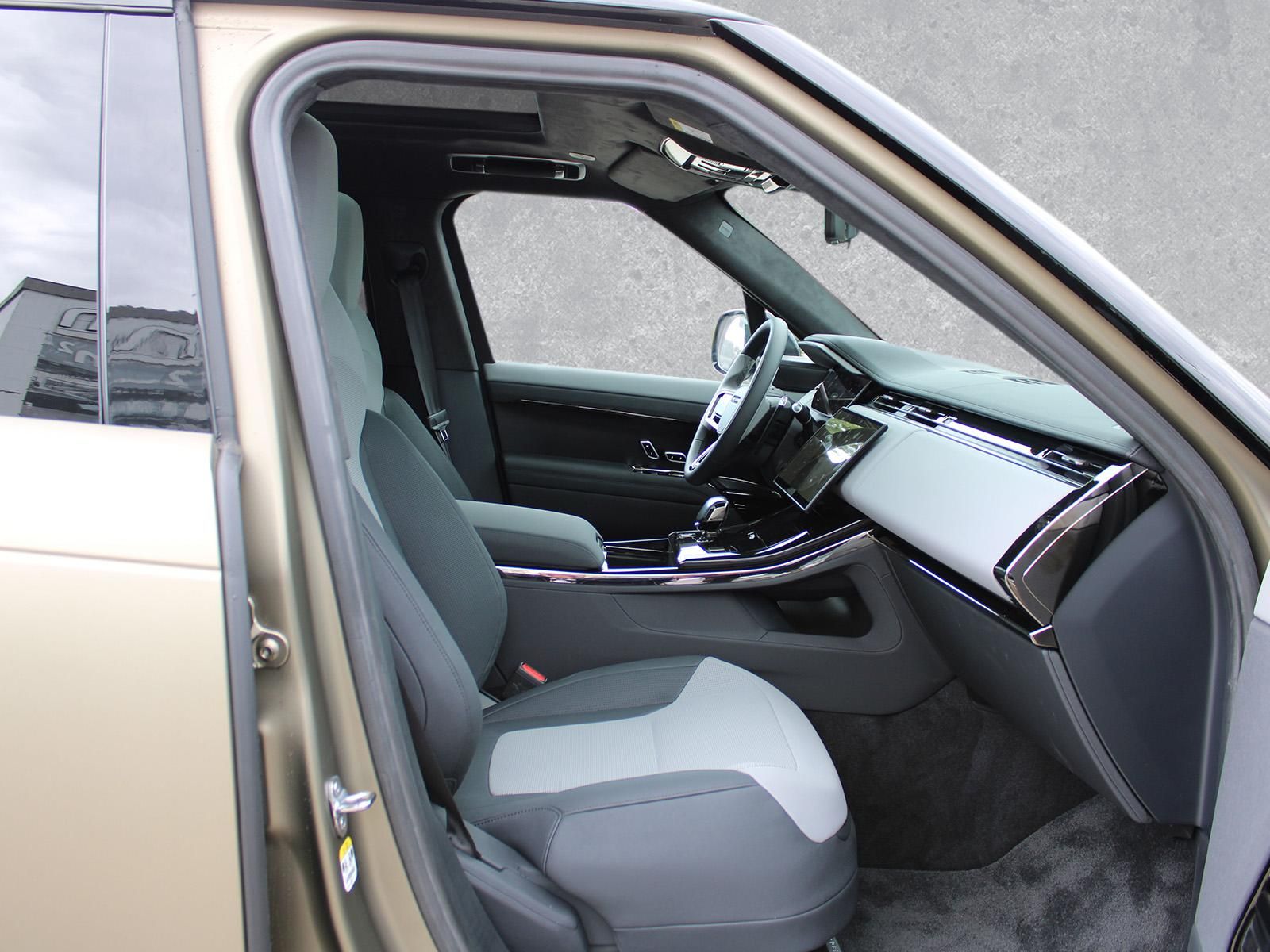 Fahrzeugabbildung Land Rover Range Rover Sport P635 SV Edition One