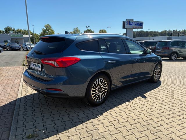 Fahrzeugabbildung Ford Focus Turnier 1,5 EcoB >KAM/NAV/LED/PDC/Sitzheiz