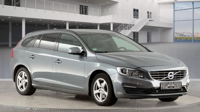 Volvo V60 D3 Kombi Kinetic*Navi*Xenon*Automatik*Leder