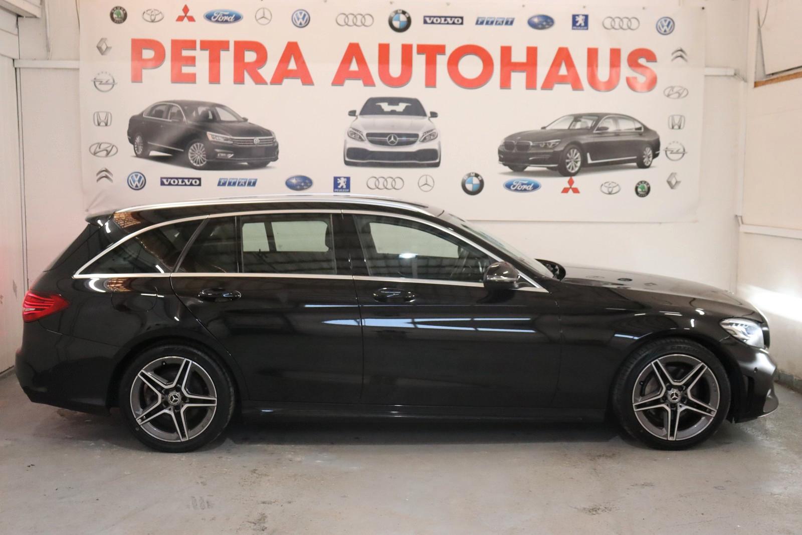 Mercedes-Benz C 220