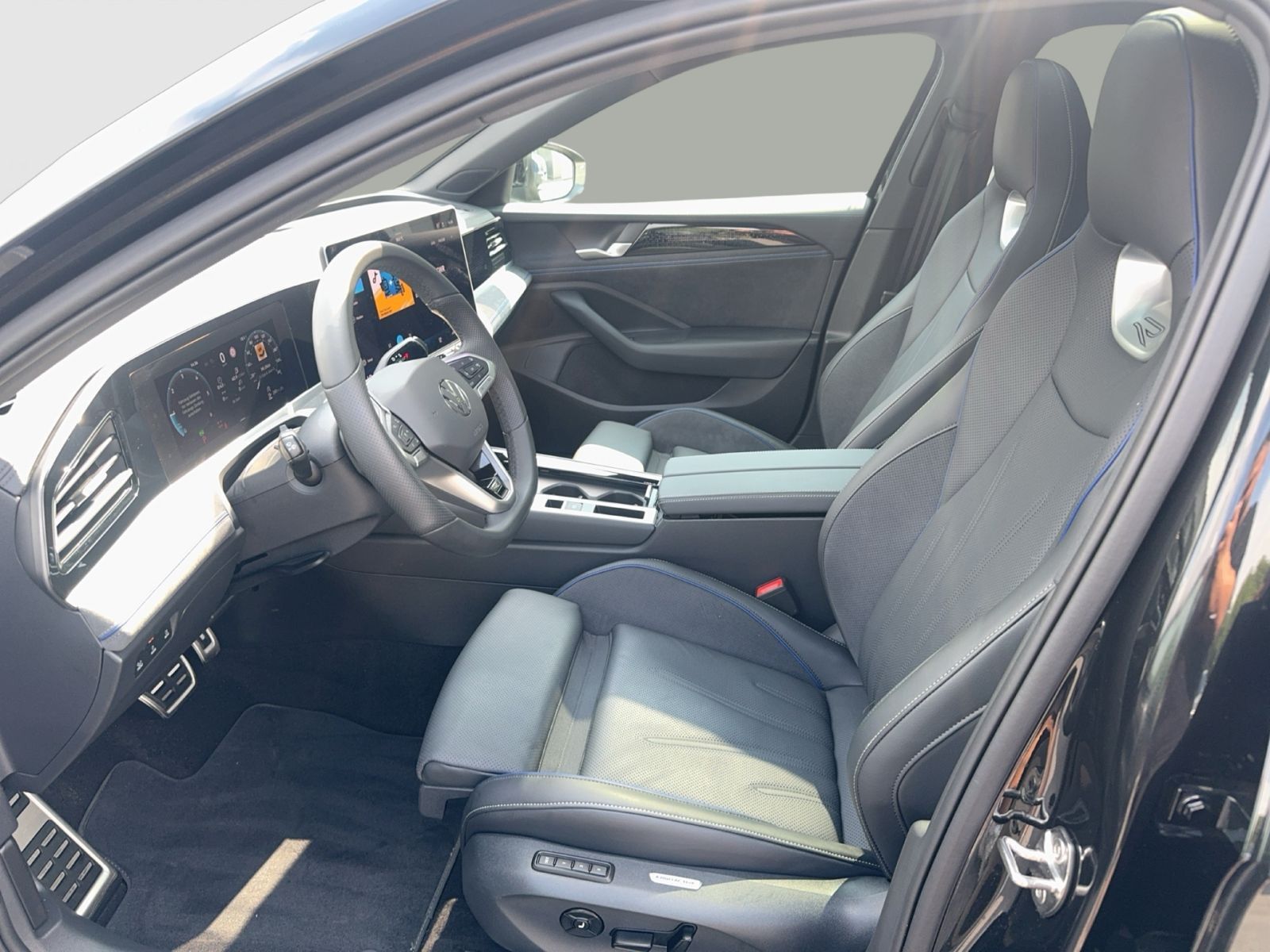 Volkswagen Passat - Bild 10