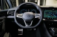 Volkswagen Touareg 3.0TDI R-Line Black Style Wankstabi Pano