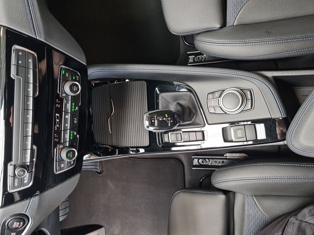 BMW X1 sDrive20i M-Sport DAB LED RFK Navi Shz. uvm.